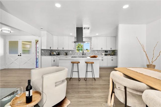 18211 Fairhaven, Santa Ana, CA 92705