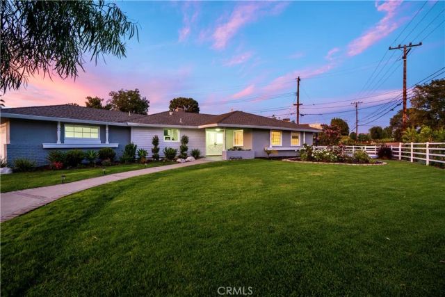 18211 Fairhaven, Santa Ana, CA 92705