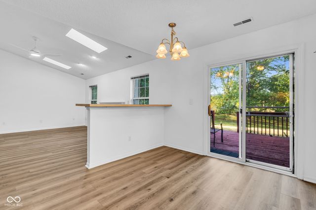 611 E Pine Ridge Drive, Westfield, IN 46074