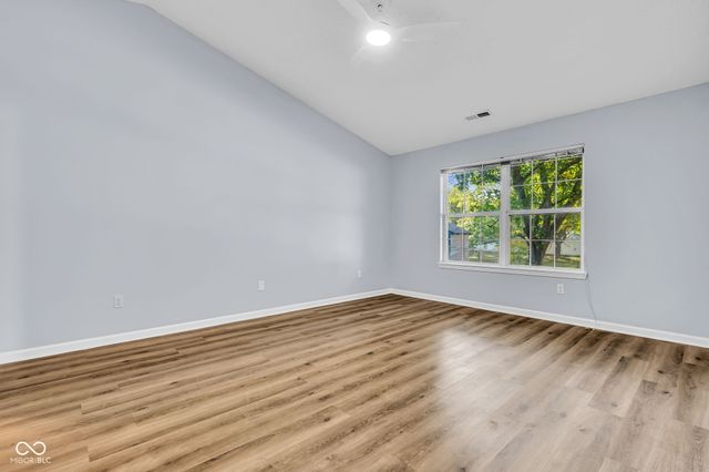 611 E Pine Ridge Drive, Westfield, IN 46074