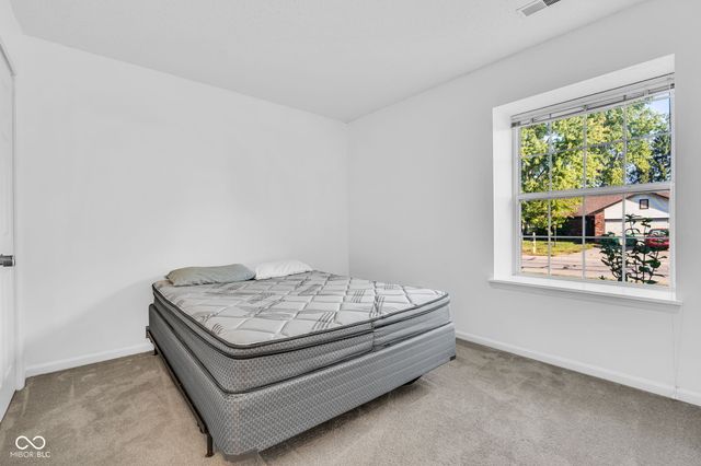 611 E Pine Ridge Drive, Westfield, IN 46074