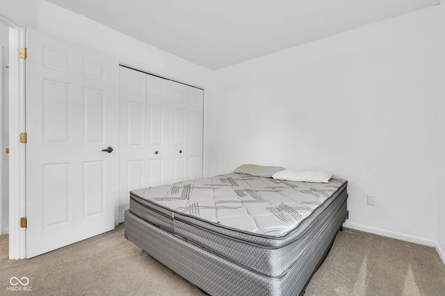 611 E Pine Ridge Drive, Westfield, IN 46074
