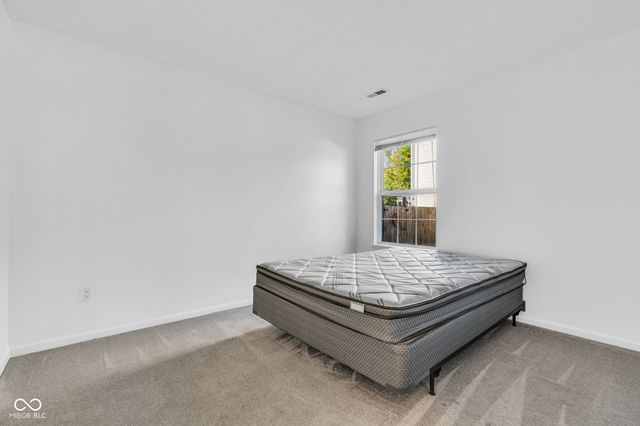 611 E Pine Ridge Drive, Westfield, IN 46074