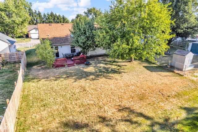 611 E Pine Ridge Drive, Westfield, IN 46074