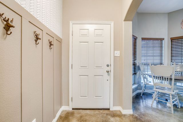 608 Brandt Street, Grandview, TX 76050