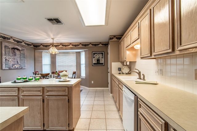 6325 Brianna Cir, Corpus Christi, TX 78414