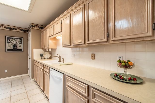 6325 Brianna Cir, Corpus Christi, TX 78414