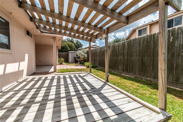 6325 Brianna Cir, Corpus Christi, TX 78414