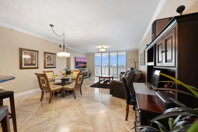 2640 Lake Shore Drive 1811, Riviera Beach, FL 33404