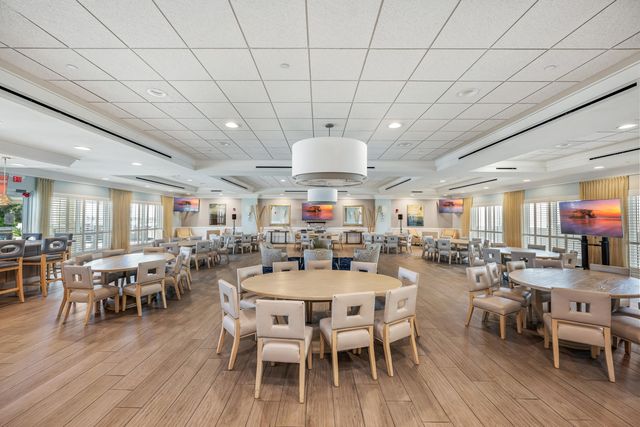 2640 Lake Shore Drive 1811, Riviera Beach, FL 33404