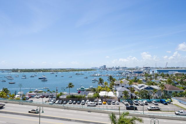 2640 Lake Shore Drive 1811, Riviera Beach, FL 33404