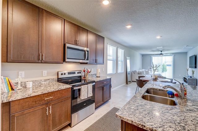 10210 DAYBREAK GLEN, Parrish, FL 34219