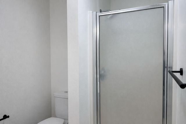 950 E Lily Drive, Ozark, MO 65721