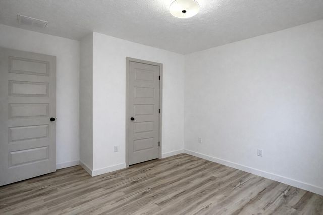 950 E Lily Drive, Ozark, MO 65721