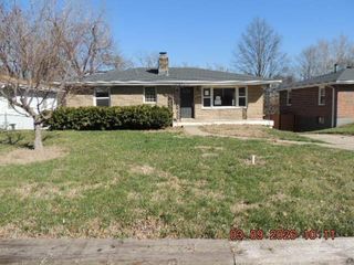 10404 E 30th Terrace S, Independence, MO 64052