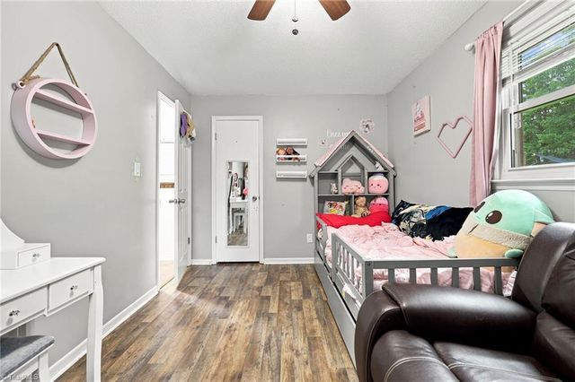 2273 Willow Bend Drive, Kernersville, NC 27284