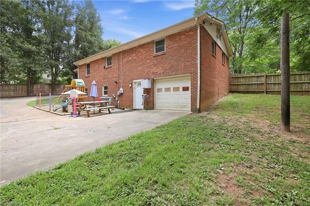 2273 Willow Bend Drive, Kernersville, NC 27284