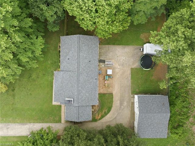 2273 Willow Bend Drive, Kernersville, NC 27284