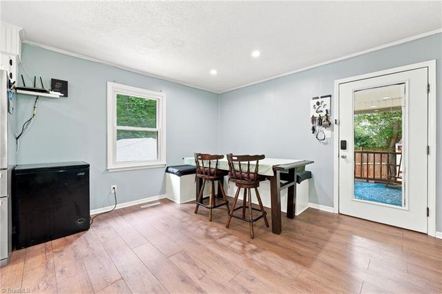 2273 Willow Bend Drive, Kernersville, NC 27284