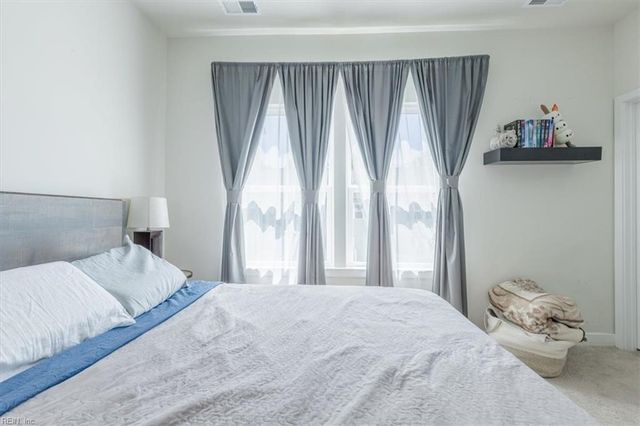 1709 Foremast LOOP, Chesapeake, VA 23323