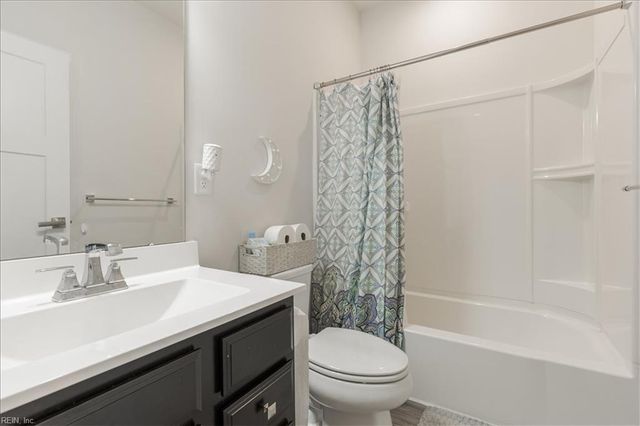1709 Foremast LOOP, Chesapeake, VA 23323