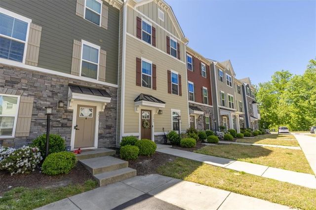 1709 Foremast LOOP, Chesapeake, VA 23323
