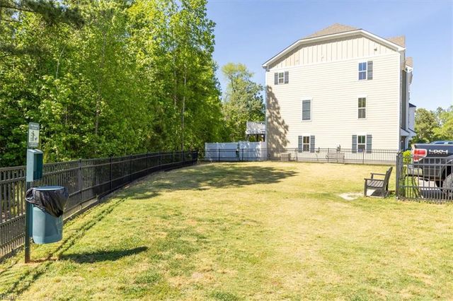 1709 Foremast LOOP, Chesapeake, VA 23323