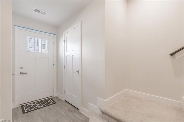 1709 Foremast LOOP, Chesapeake, VA 23323
