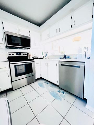 353 S US Hwy 1 c202, Jupiter, FL 33477