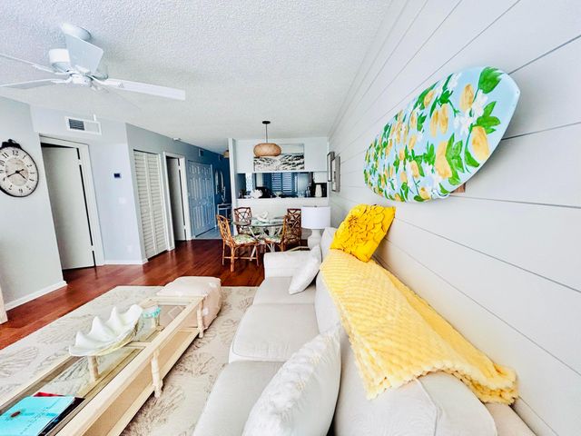 353 S US Hwy 1 c202, Jupiter, FL 33477