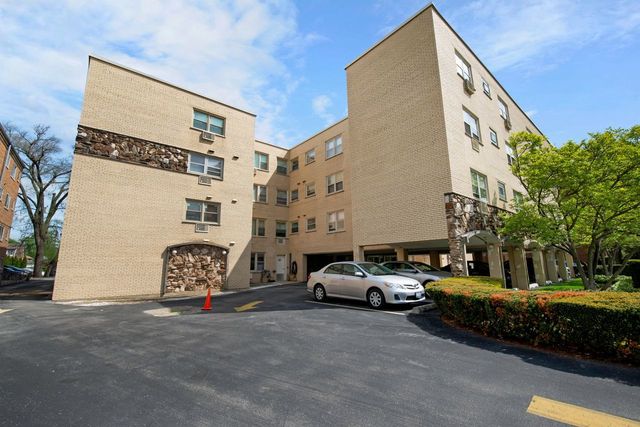 5220 Oakton Street 103, Skokie, IL 60077