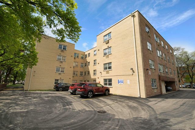 5220 Oakton Street 103, Skokie, IL 60077