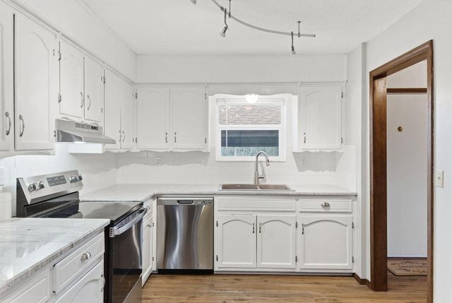 885 Knox Avenue 5, Hollister, MO 65672