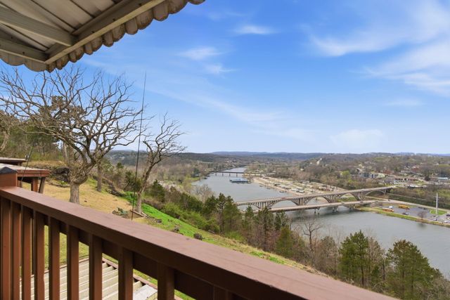 885 Knox Avenue 5, Hollister, MO 65672