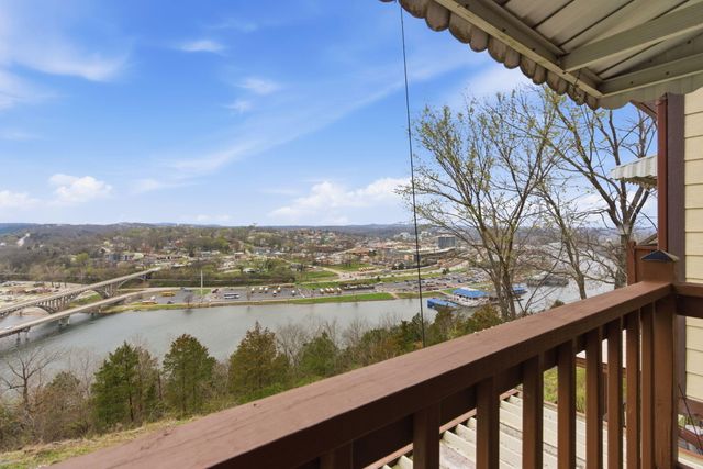 885 Knox Avenue 5, Hollister, MO 65672