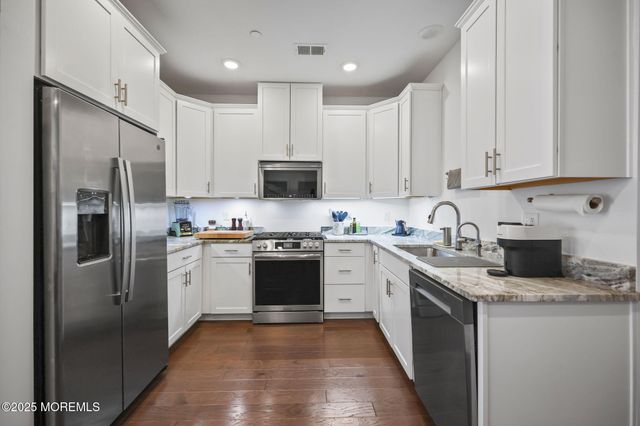 43 Midway Road N, Tinton Falls, NJ 07724