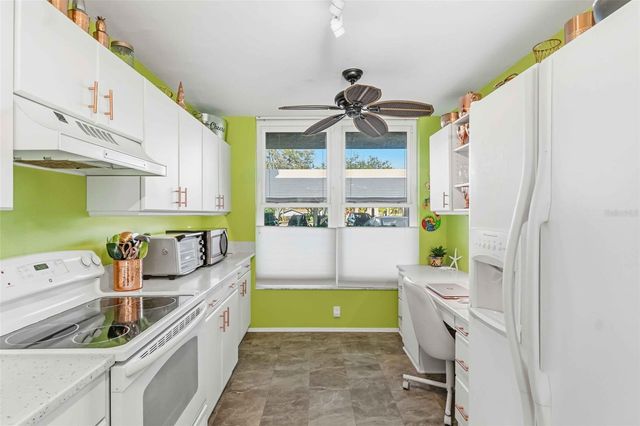 3730 PINEBROOK CIRCLE 103, Bradenton, FL 34209