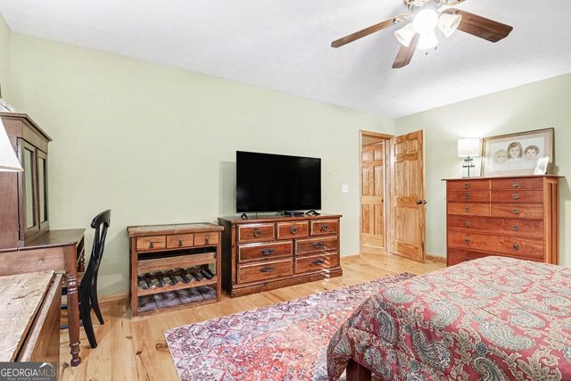 555 River Flow Drive, Dahlonega, GA 30533
