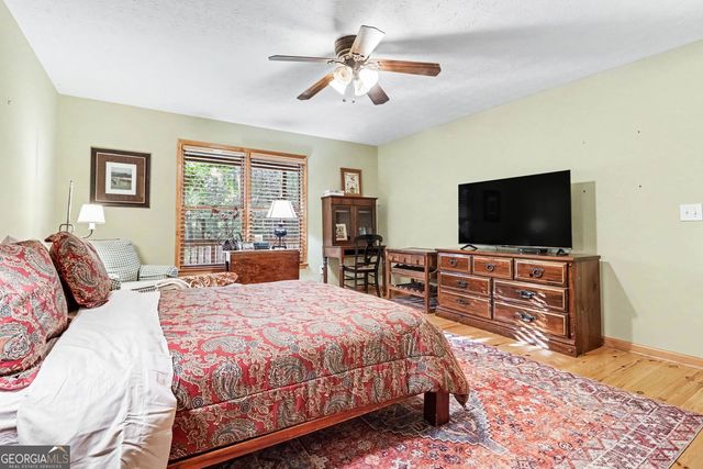 555 River Flow Drive, Dahlonega, GA 30533
