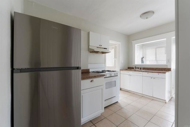 2520 24 L Street, San Diego, CA 92102