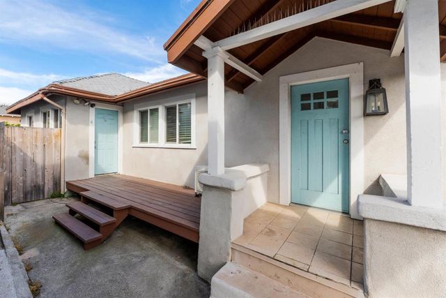 2520 24 L Street, San Diego, CA 92102