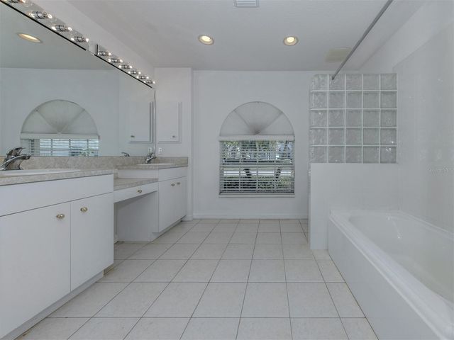 123 VENICE PALMS BOULEVARD, Venice, FL 34292