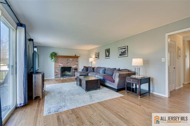 14 Wexford Drive, South Brunswick, NJ 08852