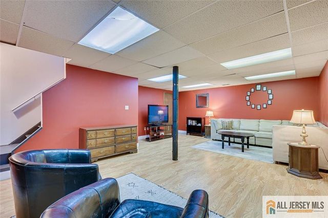 14 Wexford Drive, South Brunswick, NJ 08852