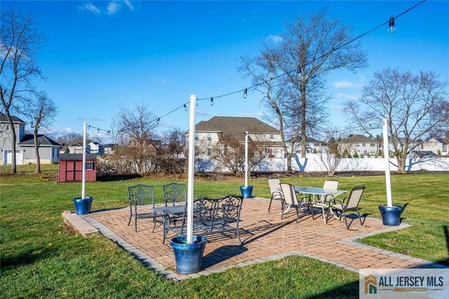 14 Wexford Drive, South Brunswick, NJ 08852