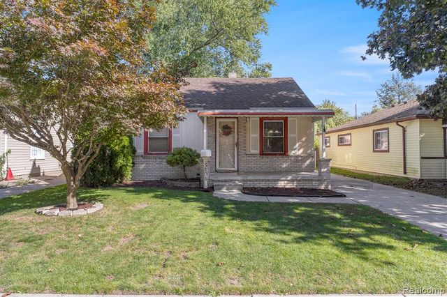 5101 Clippert Street, Dearborn Heights, MI 48125