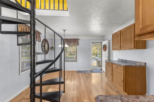 5101 Clippert Street, Dearborn Heights, MI 48125