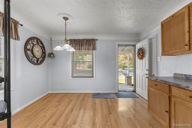 5101 Clippert Street, Dearborn Heights, MI 48125