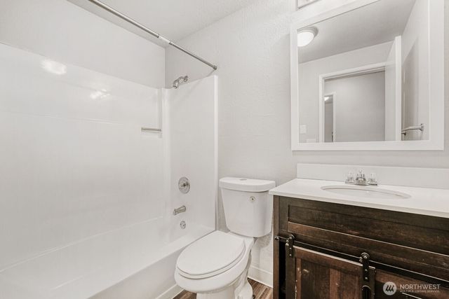 34214 1st Place S, Federal Way, WA 98003