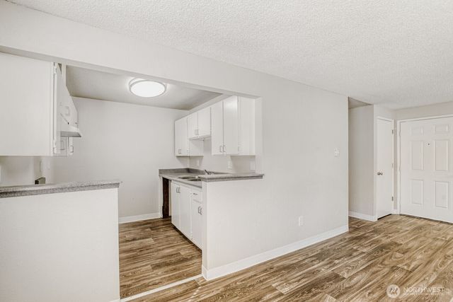 34214 1st Place S, Federal Way, WA 98003